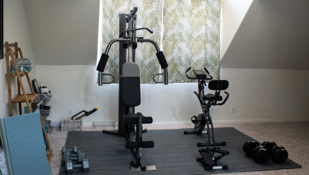 Equipamiento de fuerza para entrenar en casa